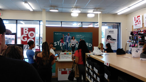 Shopping Mall «Centralia Outlets», reviews and photos, 1342 Lum Rd, Centralia, WA 98531, USA