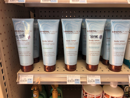 Health Food Store «Fruitful Yield», reviews and photos, 155 N Randall Rd, Batavia, IL 60510, USA