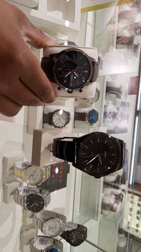 Watch Store «Fossil Store», reviews and photos, 400 South Wilson Road #1072, Sunbury, OH 43074, USA