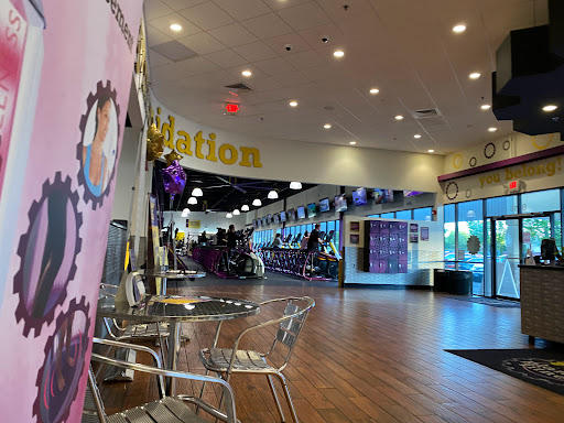 Gym «Planet Fitness», reviews and photos, 1001 SE Tualatin Valley Hwy, Hillsboro, OR 97123, USA