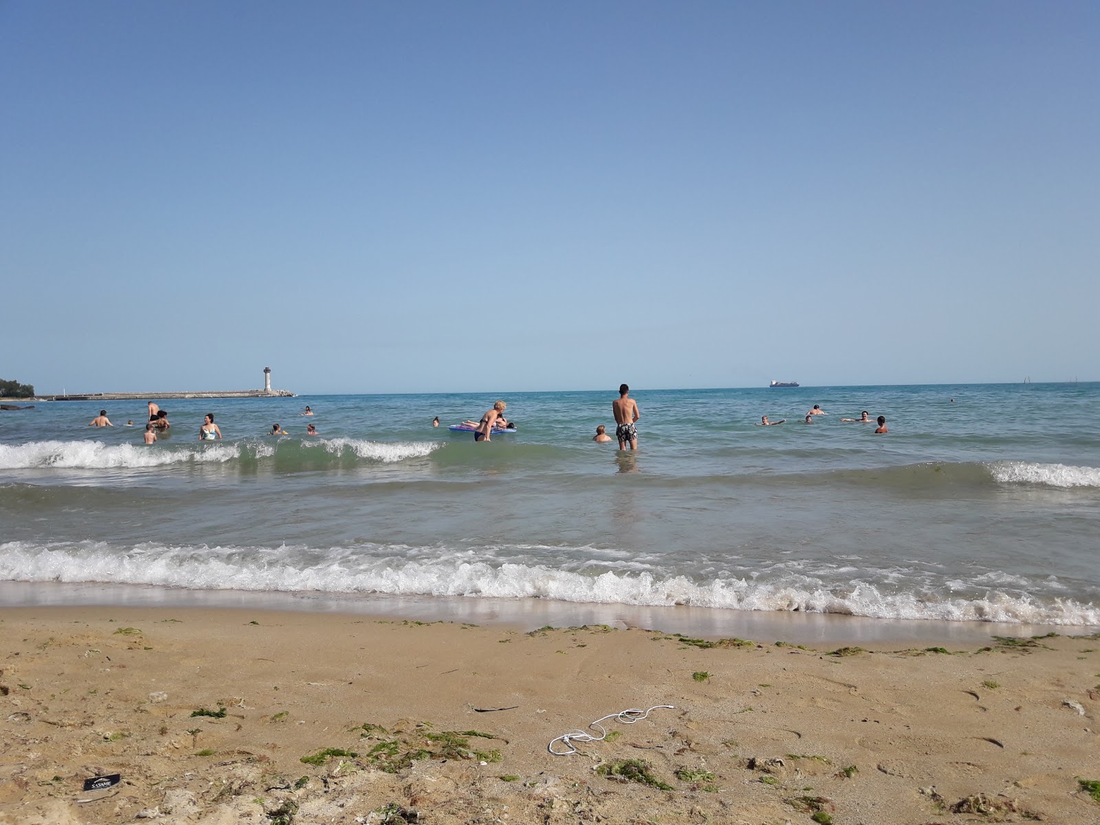 Foto de Trakata beach com baía longa