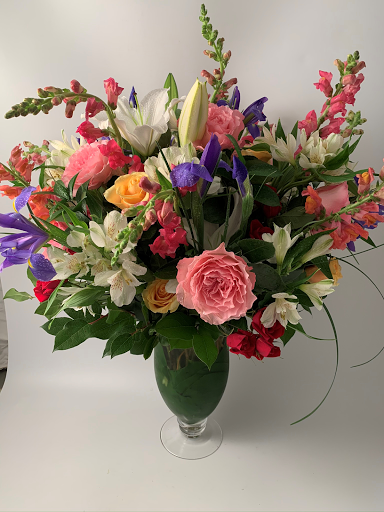 Florist «Blossoms», reviews and photos, 33866 Woodward Ave, Birmingham, MI 48009, USA