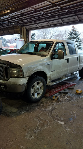 Tire Shop «Discount Tire Store - Center Line, MI», reviews and photos, 26805 Van Dyke, Center Line, MI 48015, USA