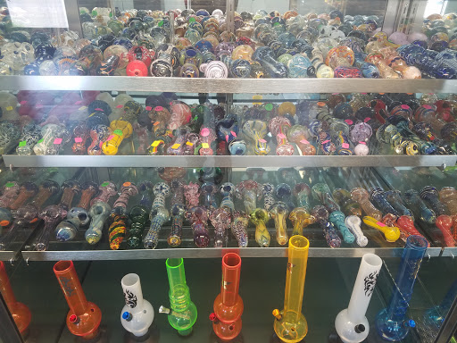 Tobacco Shop «Twenty One Plus Smoke Shop», reviews and photos, 144 Bowdoin St, Dorchester, MA 02122, USA