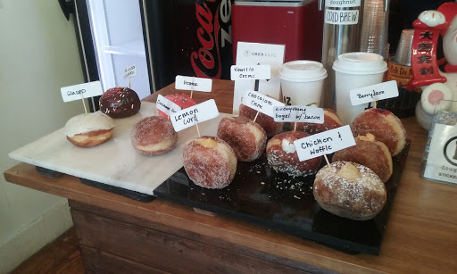 Donut Shop «B. Doughnut», reviews and photos, 7 Loudoun St SW, Leesburg, VA 20175, USA