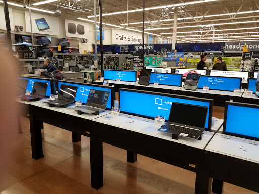 Discount Store «Walmart», reviews and photos, 10000 SE 82nd Ave, Happy Valley, OR 97086, USA