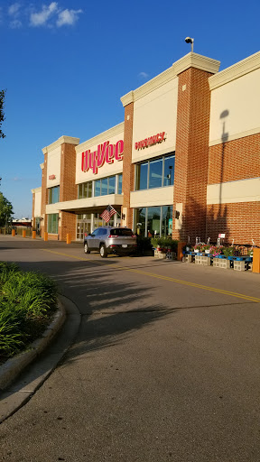 Supermarket «Hy-Vee», reviews and photos, 3801 E Washington Ave, Madison, WI 53704, USA