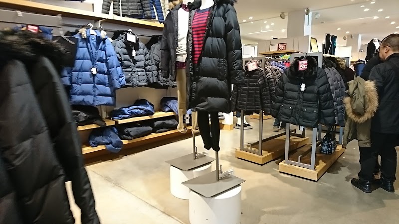 Gap Outlet 三井アウトレットパーク仙台港店