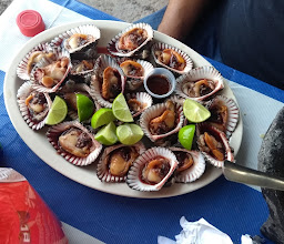 Mariscos la veinte photo
