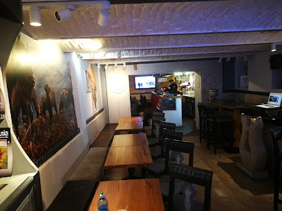 Street Cafe & Pub Brasov - Strada Republicii 56, Brașov 500030, Romania
