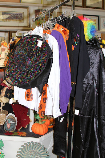 Thrift Store «Bargain Box Thrift Store», reviews and photos, 153 10th St S, Naples, FL 34102, USA