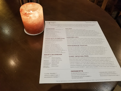 American Restaurant «Pinstripes», reviews and photos, 435 E Illinois St, Chicago, IL 60611, USA