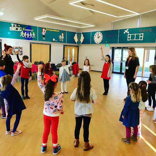 LITTLE VOICES Peterborough (Stanground) - drama and singing lessons for children - Peterborough