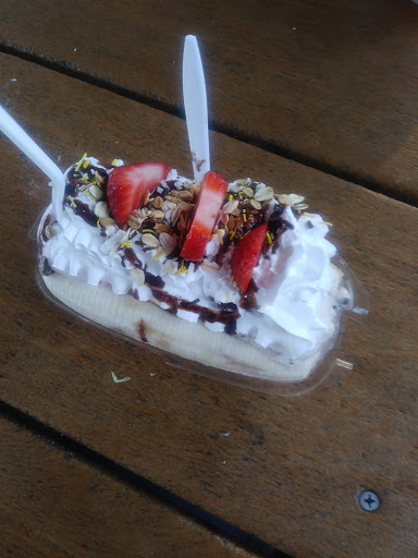 Shopping Mall «Los Amigos Mall», reviews and photos, 307 E Jefferson Blvd, Los Angeles, CA 90011, USA