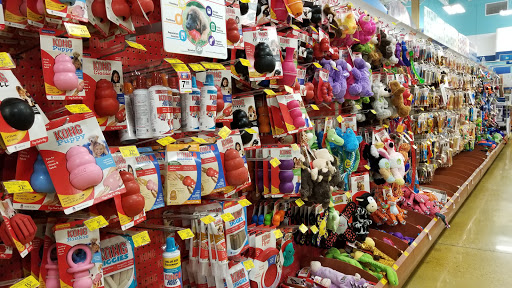 Pet Supply Store «PetSmart», reviews and photos, 700 N Milwaukee Ave, Vernon Hills, IL 60061, USA