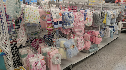 Clothing Store «Ross Dress for Less», reviews and photos, 1161 N Burleson Blvd, Burleson, TX 76028, USA