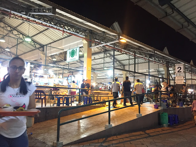 Mercado nocturno mayorista de mariscos Caraguay - Mercado
