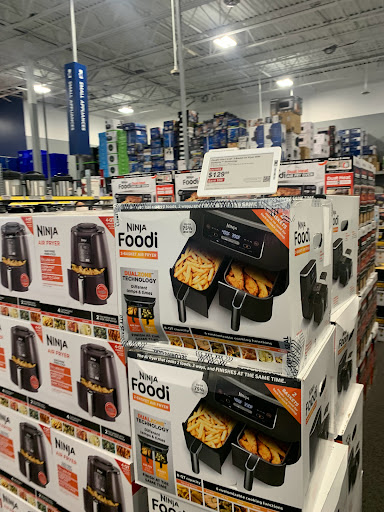 Electronics Store «Best Buy», reviews and photos, 1620 W Osceola Pkwy, Kissimmee, FL 34741, USA