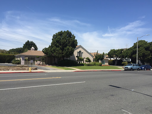 Funeral Home «Funeraria del Angel South Gate», reviews and photos, 8665 California Ave, South Gate, CA 90280, USA