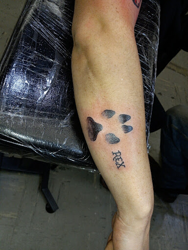 Tattoo Shop «Silver Screen Tattoo & Body Piercing», reviews and photos, 1559 Myers St, Oroville, CA 95965, USA