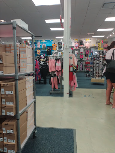 Clothing Store «Ross Dress for Less», reviews and photos, 1101 5th Ave, Hammond, IN 46320, USA