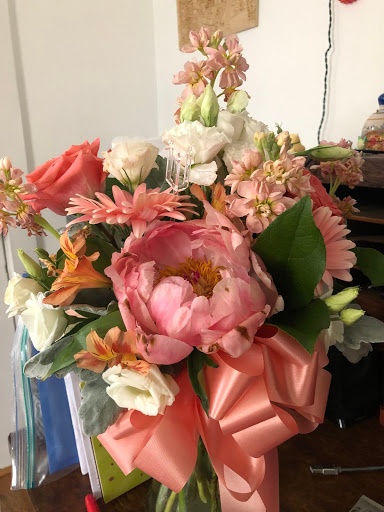 Florist «Flowers by Darlene/North Shore Fruit Baskets», reviews and photos, 130 Canal St, Salem, MA 01970, USA