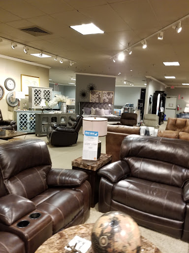 Furniture Store «Ashley HomeStore», reviews and photos, 300 W Blackstock Rd, Spartanburg, SC 29301, USA