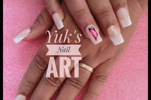 Yuk's Nail Art image