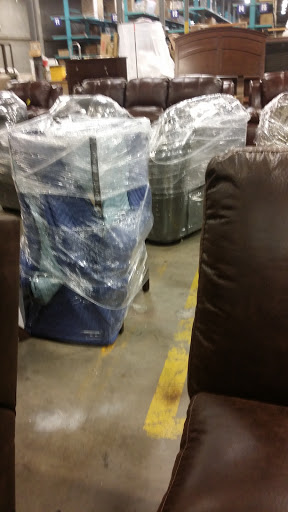 Raymour & Flanigan Furniture, 184 Benton St, Stratford, CT 06615, USA, 