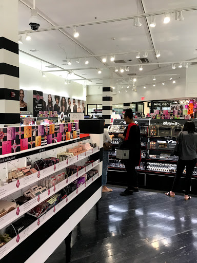 Cosmetics Store «SEPHORA», reviews and photos, 2414 E Sunrise Blvd #2204, Fort Lauderdale, FL 33304, USA