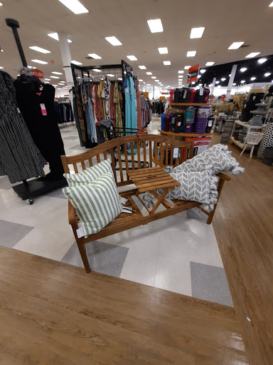 Department Store «T.J. Maxx & HomeGoods», reviews and photos, 20 Court House South Dennis Rd #1, Cape May Court House, NJ 08210, USA