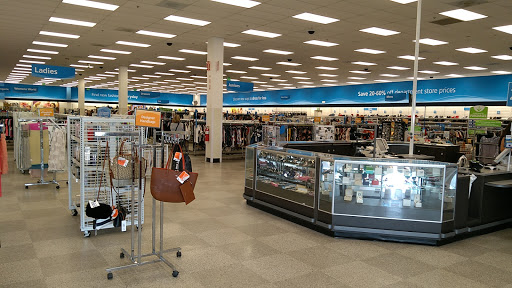 Clothing Store «Ross Dress for Less», reviews and photos, 21605 Village Lakes Shopping Center Dr, Land O Lakes, FL 34639, USA