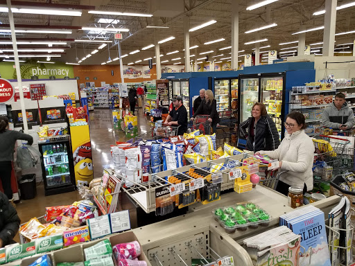 Grocery Store «Hannaford Supermarket», reviews and photos, 777 Rogers St, Lowell, MA 01852, USA