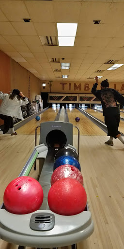 Bowling Alley «Timber Lanes Bowling Alley», reviews and photos, 1851 W Irving Park Rd, Chicago, IL 60613, USA