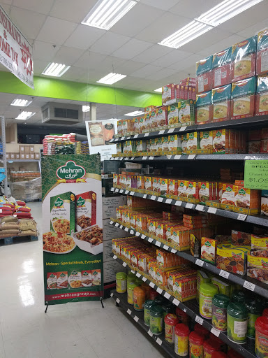 Grocery Store «Halal Import Food Market», reviews and photos, 701 E Pioneer Pkwy, Arlington, TX 76010, USA