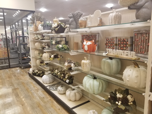 Department Store «HomeGoods», reviews and photos, 9616 Reisterstown Rd, Owings Mills, MD 21117, USA