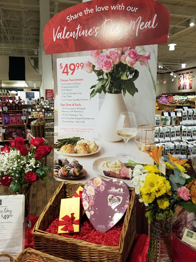 Grocery Store «The Fresh Market», reviews and photos, 4588 Virginia Beach Blvd #106, Virginia Beach, VA 23462, USA