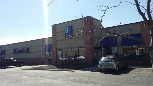 Non-Profit Organization «Goodwill Store & Donation Center», reviews and photos, 260 Randall Rd, Elgin, IL 60123, USA