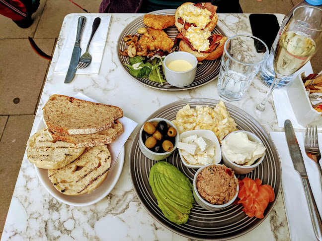 Reviews of Roni's Cafe West Hampstead in London - Coffee shop
