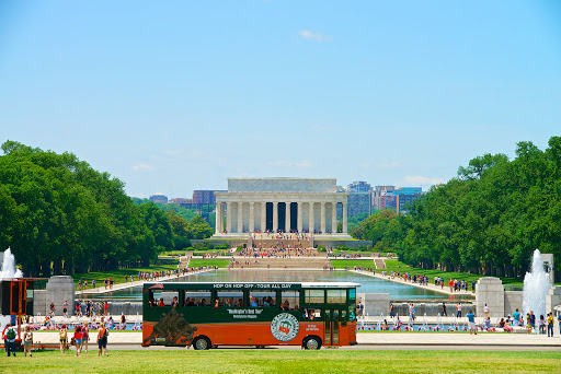 Hop On Hop Off DC Tours by Old Town Trolley