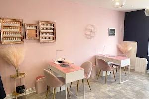 Ooh My Nails ltd image