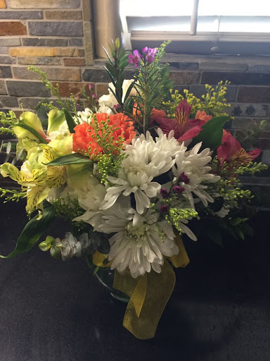 Florist «Joy Flower Shop», reviews and photos, 7630 Fair Oaks Blvd, Carmichael, CA 95608, USA