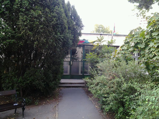 A Tan Kapuja Buddhista Főiskola - Budapest