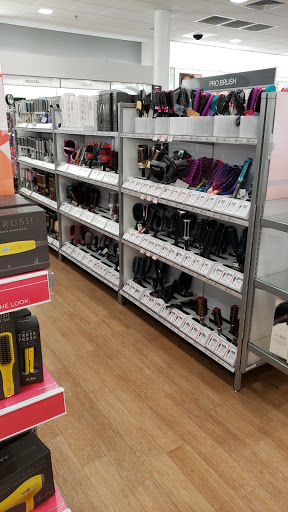 Hair Salon «Ulta Beauty», reviews and photos, 3255 SW Cedar Hills Blvd #150, Beaverton, OR 97005, USA