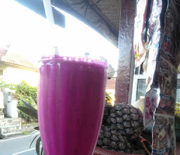 Tini warung photo