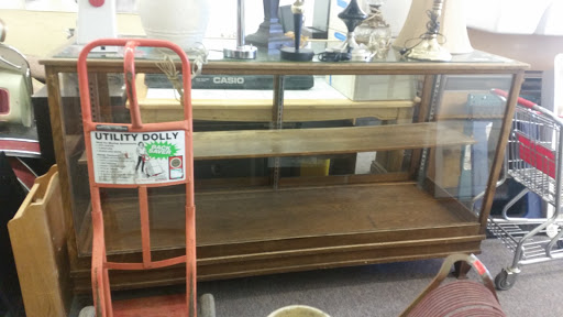 Thrift Store «Boyer Brothers Second Hand», reviews and photos, 1123 S Prairie Ave, Pueblo, CO 81005, USA