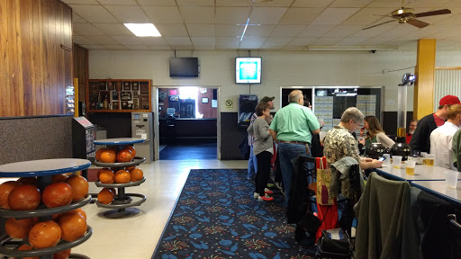 Bowling Alley «Ernst Lanes», reviews and photos, 10561 Grant St, Chardon, OH 44024, USA