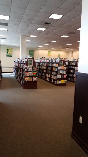 Book Store «Barnes & Noble», reviews and photos, 5959 Triangle Town Blvd, Raleigh, NC 27616, USA