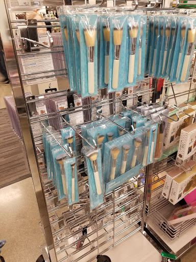 Department Store «Nordstrom Rack Cerritos Best Plaza», reviews and photos, 11111 183rd St, Cerritos, CA 90703, USA