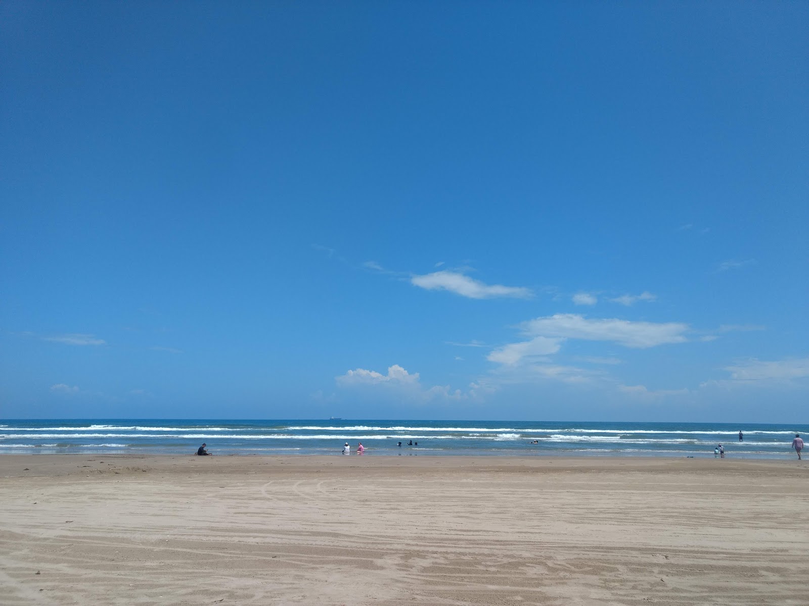 Foto de Playa Norte área de comodidades